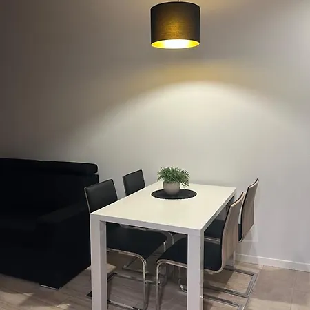 Supreme Apartament Kasprzaka Апартаменты Варшава