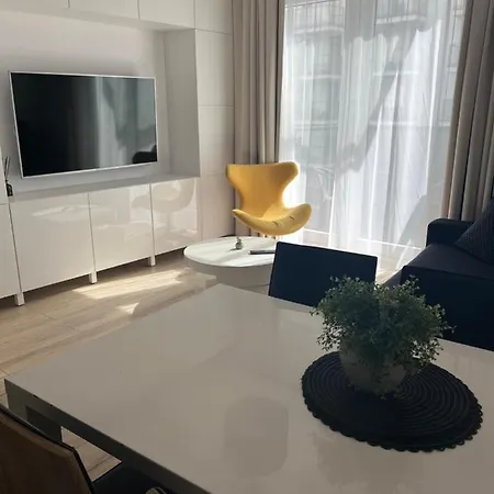 Supreme Apartament Kasprzaka Апартаменты *